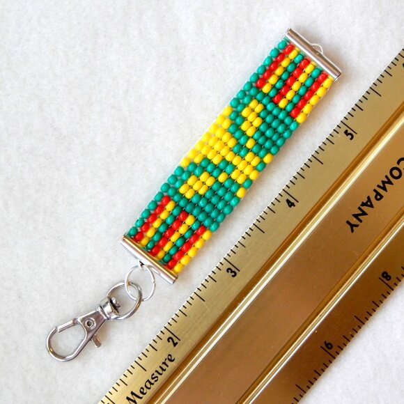 Hawaii Kanaka Maoli flag bead keychain, handmade, 30% to charity! - Picture 4 of 5